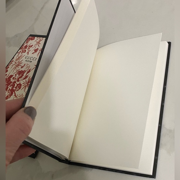 Gucci Bloom Notebook - Picture 6 of 8